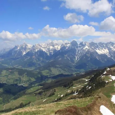 Appealing In Near Lake, Cleaning Included Apartamento Saalfelden