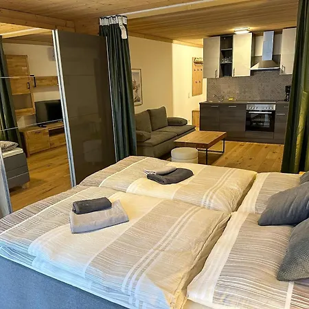 Apartamento Appealing In Near Lake, Cleaning Included Saalfelden
